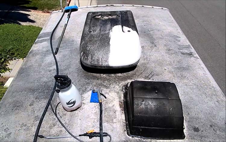 how-to-clean-mold-from-rv-rubber-roof