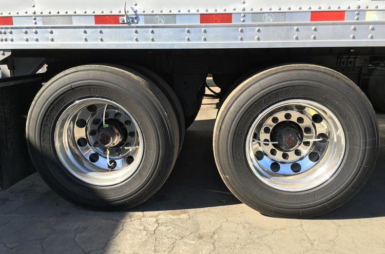 Trailer-Tires-Definition