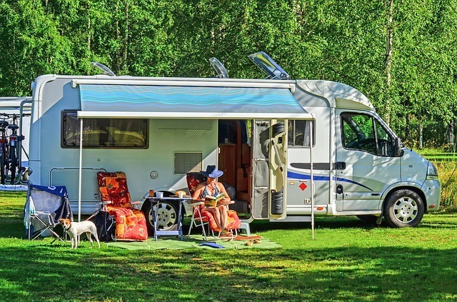 6 Things You Need to Know About RV Awning Replacement